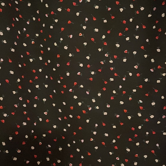 ❤️2/$15 or 3/$21❤️ LC Lauren Conrad Floral Flouncy Pheasant Top, Size Small - Picture 7 of 11